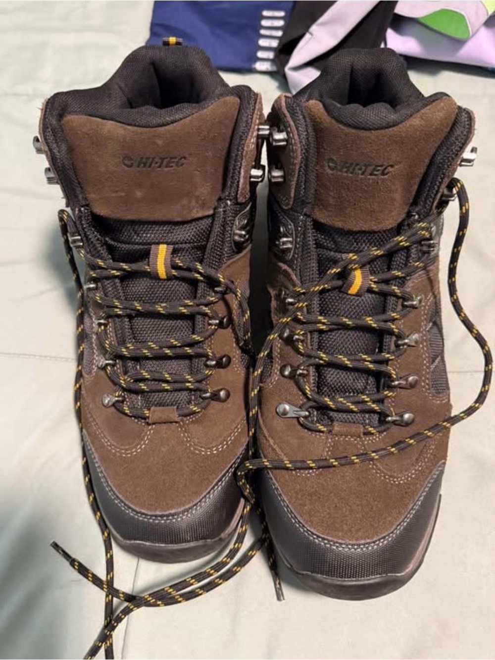 Hi-Tec men’s hiking boots